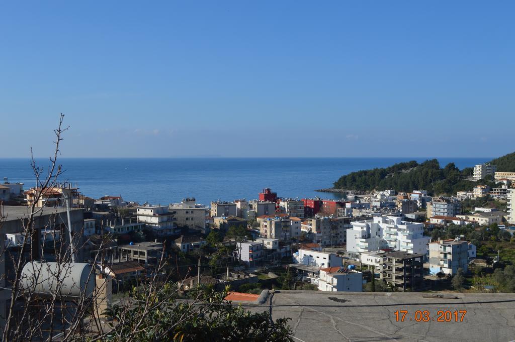 Janakis Apartments Himarë Dış mekan fotoğraf