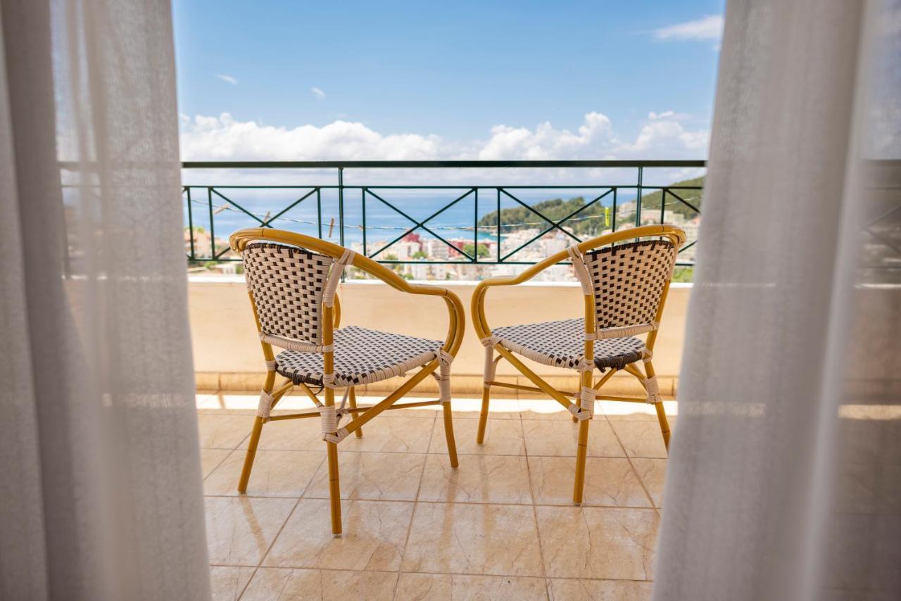 Janakis Apartments Himarë Dış mekan fotoğraf